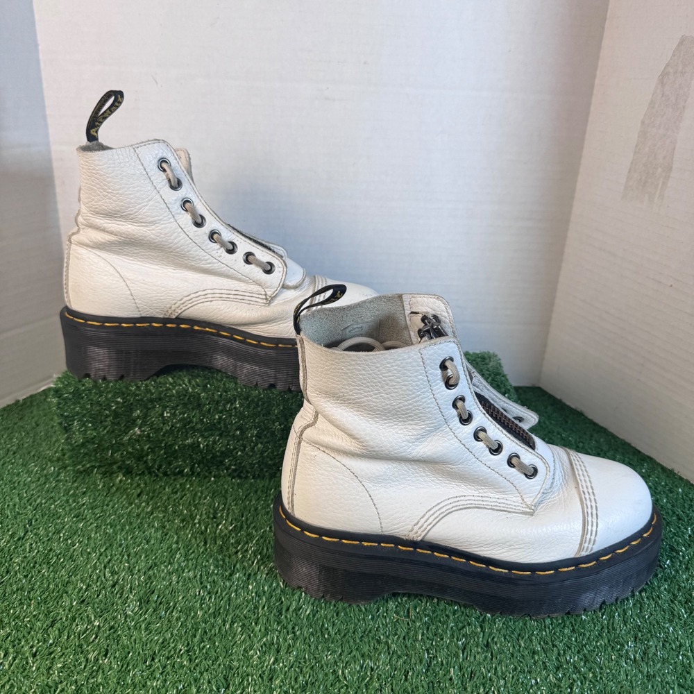 Dr. Martens Sinclair White Milled Nappa Leather Platform Jungle Boots Womens 8